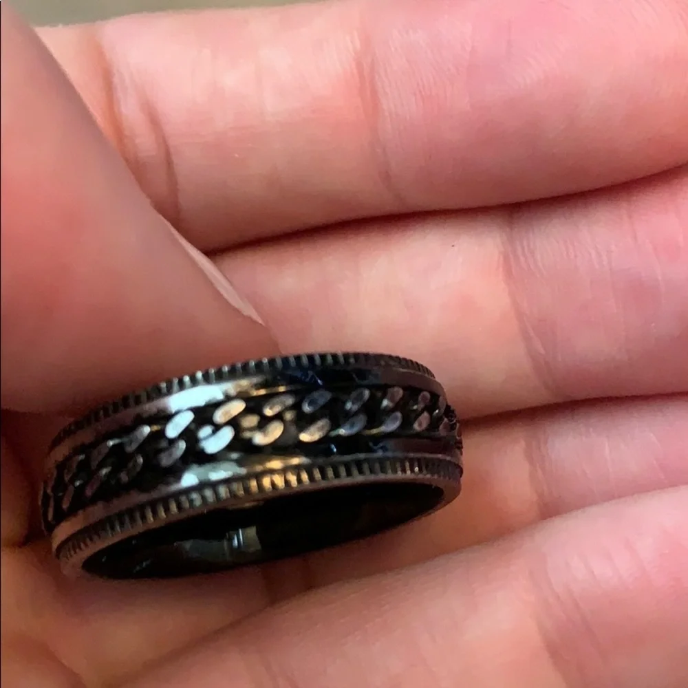 Men’s Black & Silver Chain Link Spinner Ring‎
